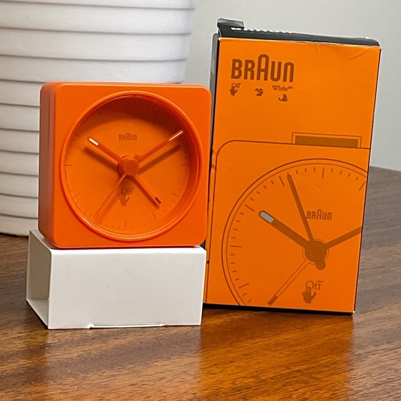 Off-White x BRAUN Orange Travel Clock NIB - Picture 5 of 8